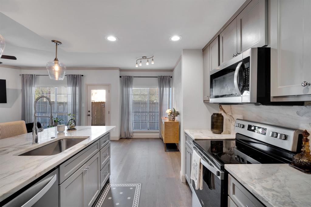 Oaks Of Preston Ridge Condo - Residential