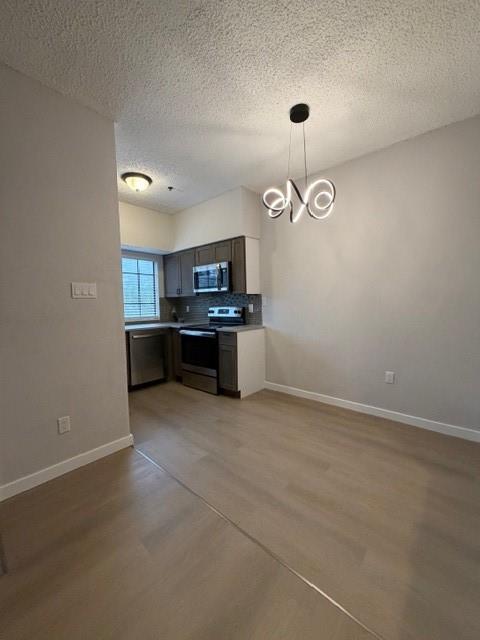 Twin Creek Collections - Residential