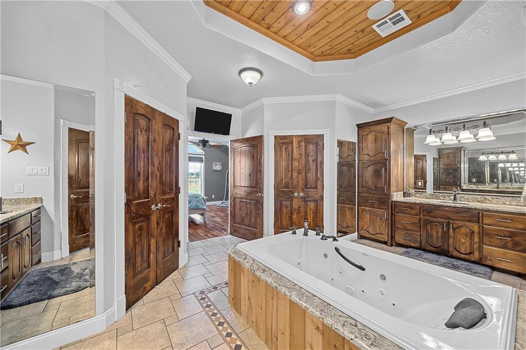 Valdez A R - Residential