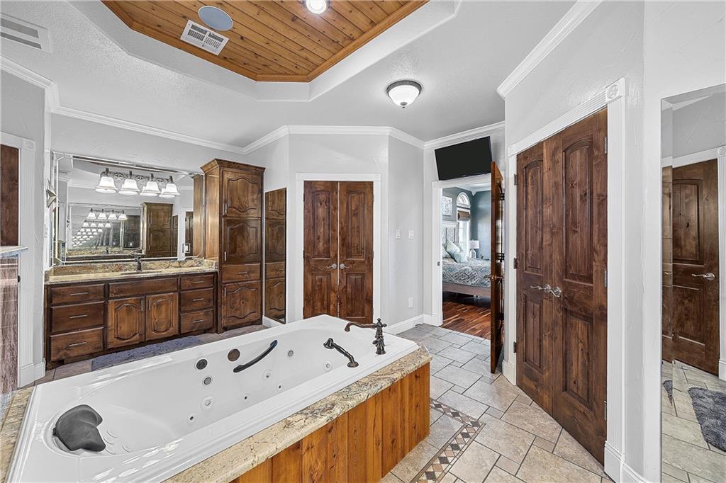 Valdez A R - Residential