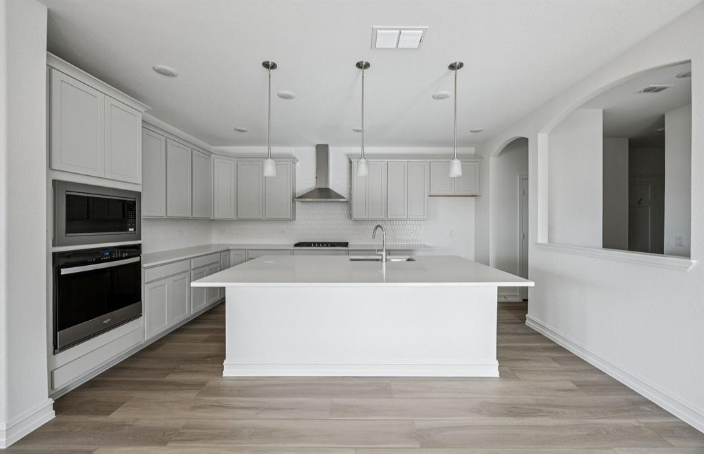 3901 Calderwood Drive