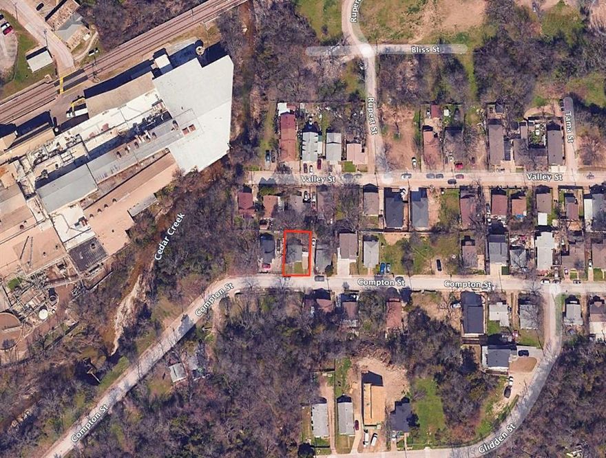 Strategically positioned in the rapidly transforming Oak Cliff Gateway corridor, 1239 Compton Drive presents a rare urban infill redevelopment opportunity near Downtown Dallas, Bishop Arts District, and the Dallas Zoo.
Located on a residential block actively transitioning from older housing to modern new construction, this 3,176 SF lot is surrounded by visible reinvestment and growing development activity, signaling strong long-term upside for builders, developers, and investors alike.
The property is situated within the Oak Cliff Gateway TIF District, offering potential access to economic development incentives for qualifying projects. With flexible development potential and proximity to major infrastructure improvements, this site is ideal for a boutique residential build, live & work concept, land banking strategy, or assemblage opportunity with neighboring parcels.
Positioned in the path of growth between Downtown Dallas and Southern Dallas redevelopment initiatives, this property offers investors the opportunity to secure a footprint in one of Dallas’ emerging redevelopment corridors before values continue to rise.
Buyer and buyer's agent conduct your own due diligence.