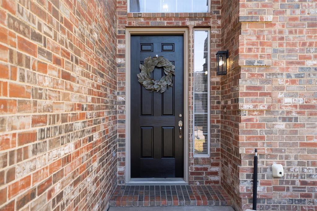 10413 Stoneside Trail