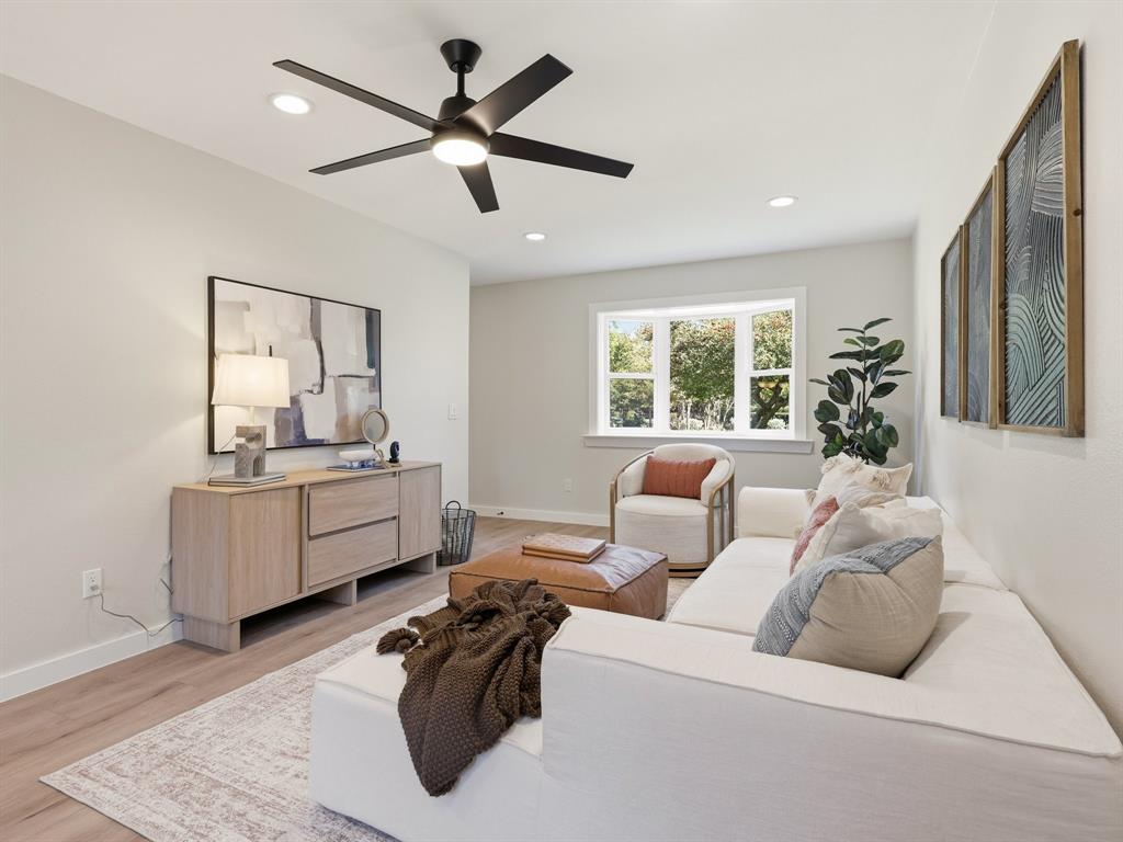 600 S Cottonwood Drive