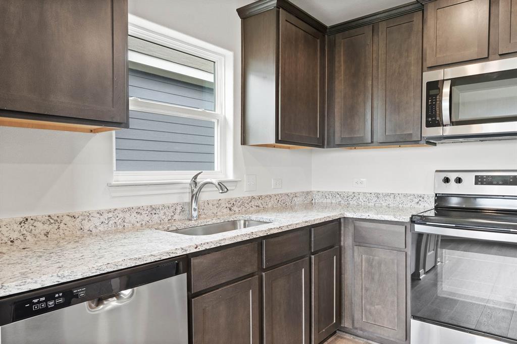 Retreat at Fossil Creek - Residential Lease