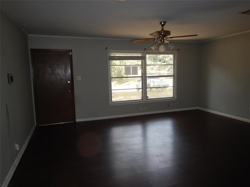 8921 Sweetbriar Lane