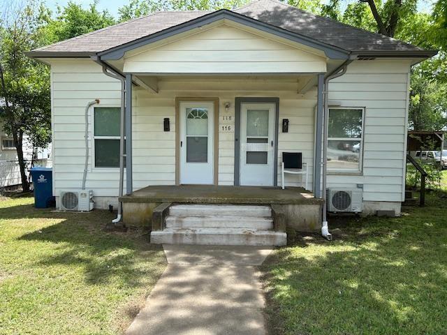 116 W Heron Street