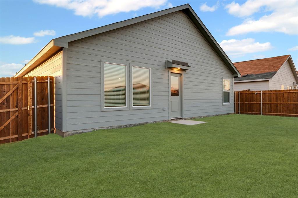 HONEY CREEK ADDITION, PHASE 2 - Residential Lease