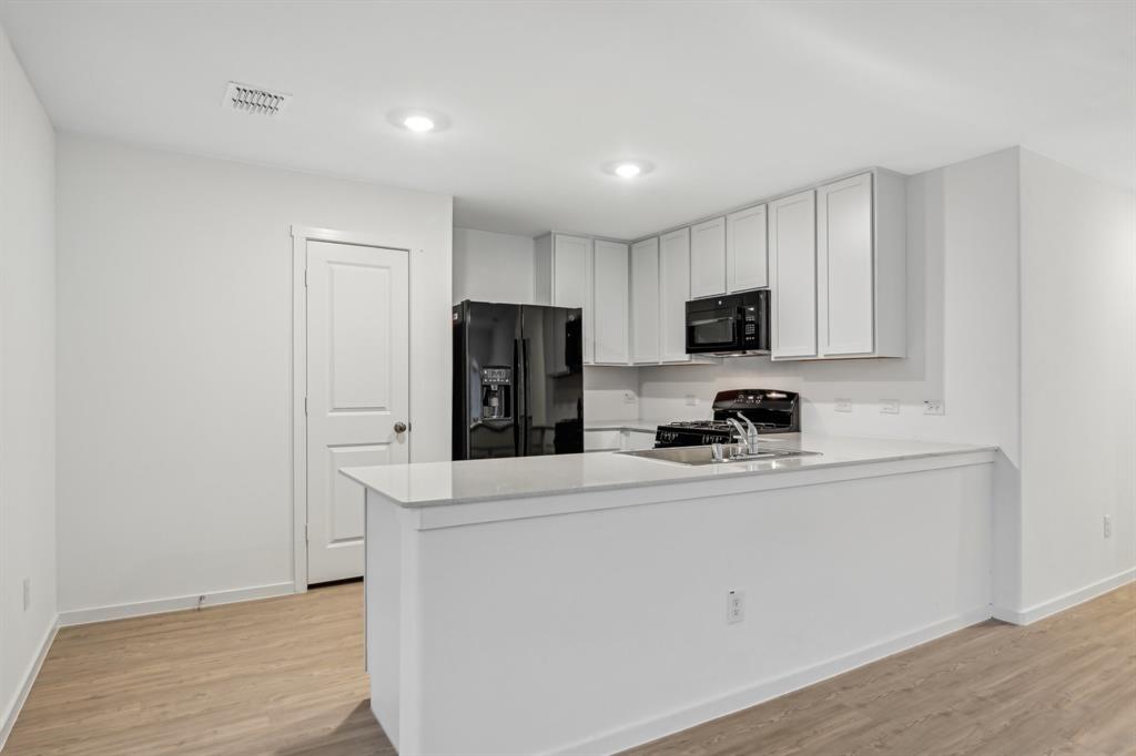 HONEY CREEK ADDITION, PHASE 2 - Residential Lease