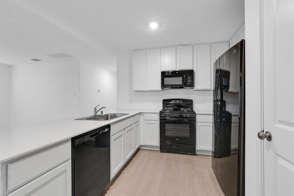 HONEY CREEK ADDITION, PHASE 2 - Residential Lease