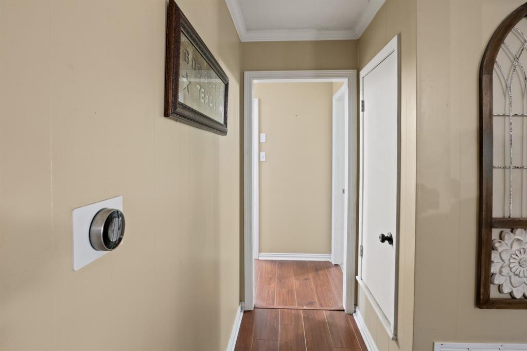 BLK: 6, LOT: 1, ADDN: WOODLAND ACRES - Residential