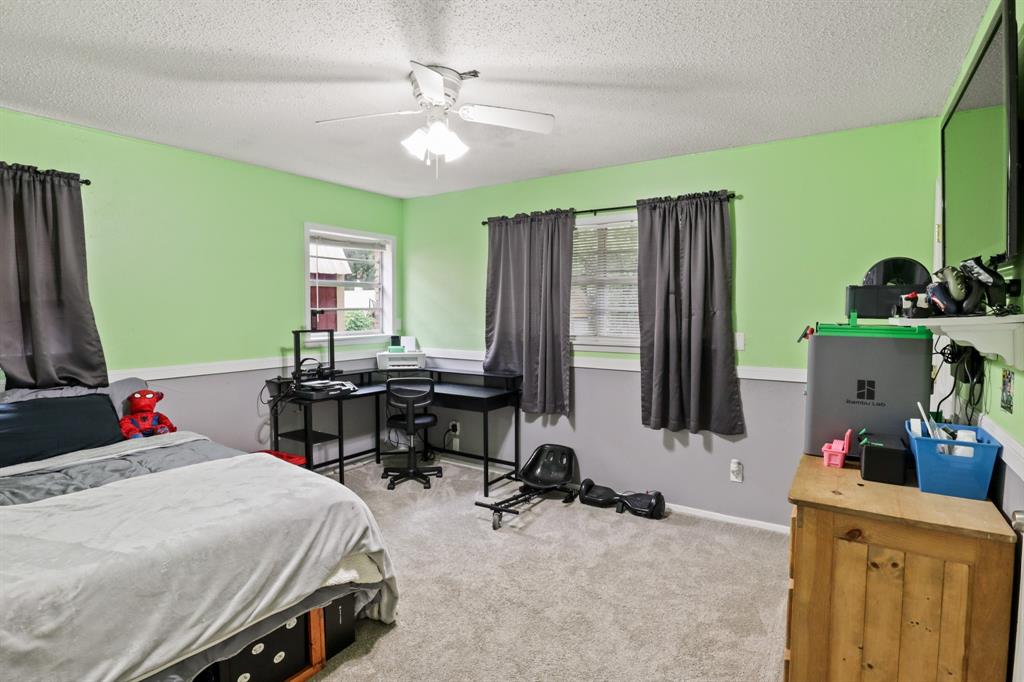 BLK: 6, LOT: 1, ADDN: WOODLAND ACRES - Residential