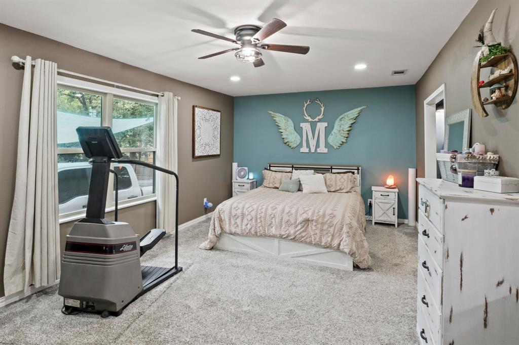 BLK: 6, LOT: 1, ADDN: WOODLAND ACRES - Residential