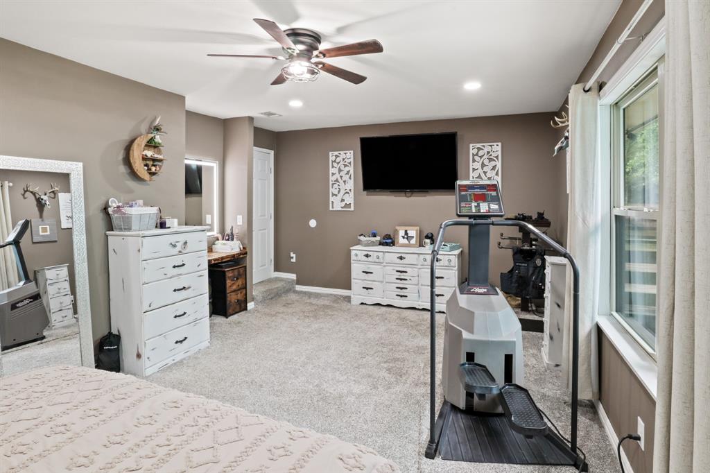 BLK: 6, LOT: 1, ADDN: WOODLAND ACRES - Residential