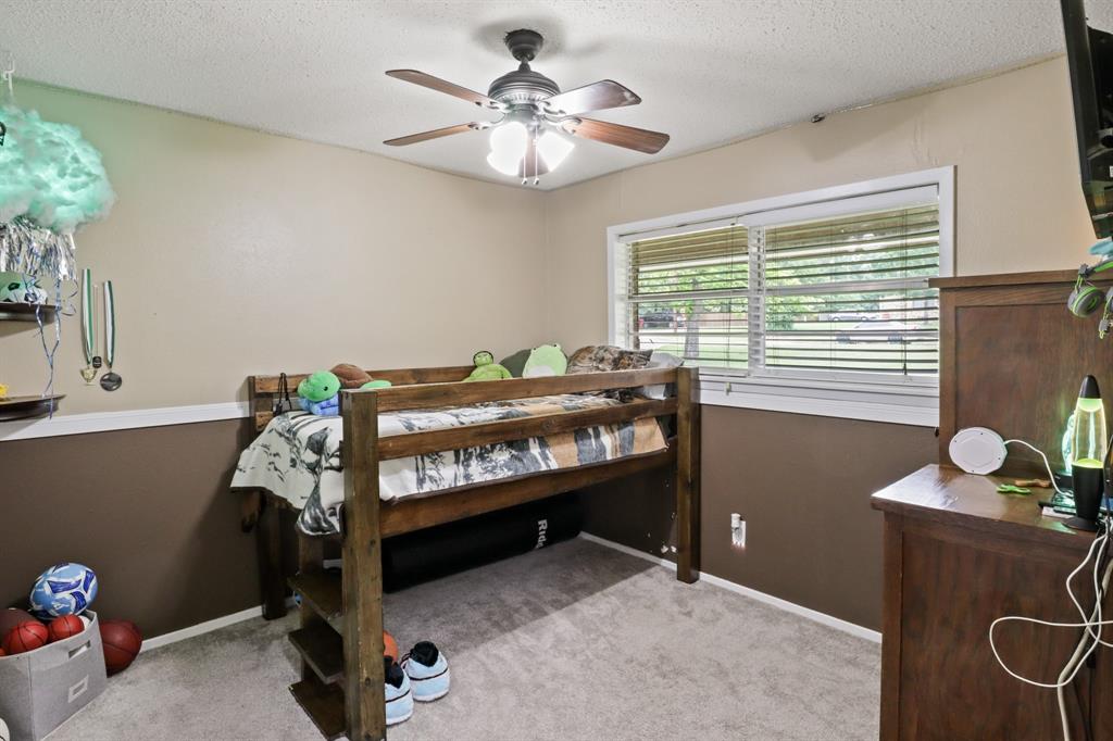 BLK: 6, LOT: 1, ADDN: WOODLAND ACRES - Residential