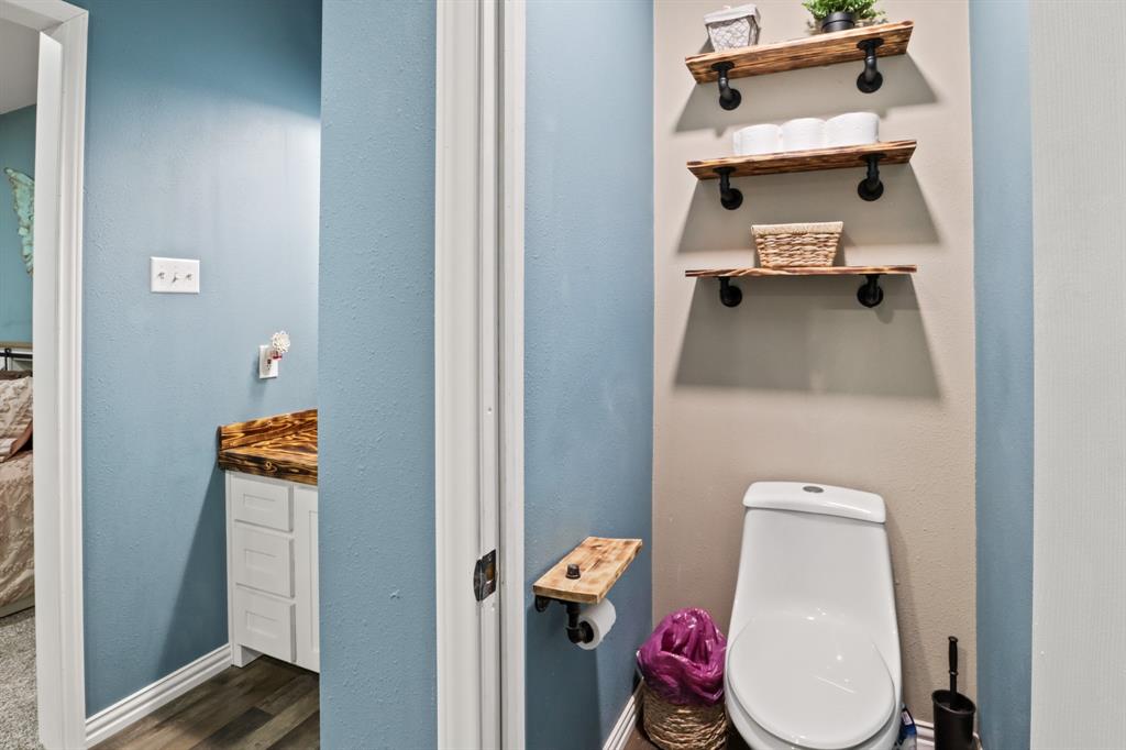 BLK: 6, LOT: 1, ADDN: WOODLAND ACRES - Residential