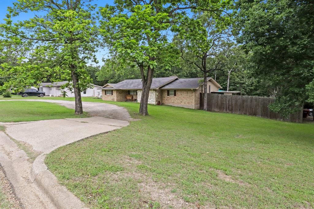 BLK: 6, LOT: 1, ADDN: WOODLAND ACRES - Residential