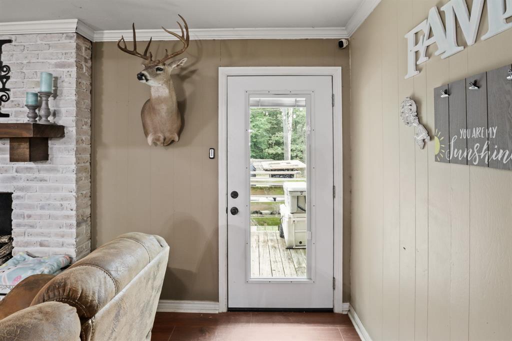 BLK: 6, LOT: 1, ADDN: WOODLAND ACRES - Residential