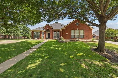 712 Saint Robby Drive Mansfield TX 76063