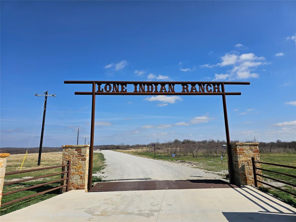 Lone Indian Ranch - Land