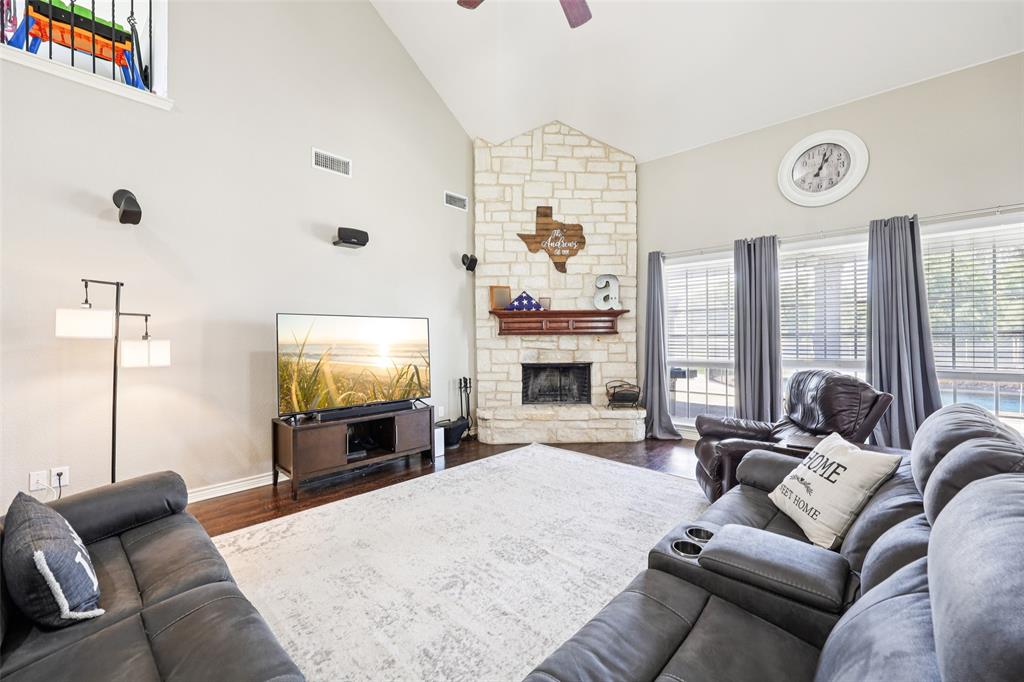 13909 Rail Lane