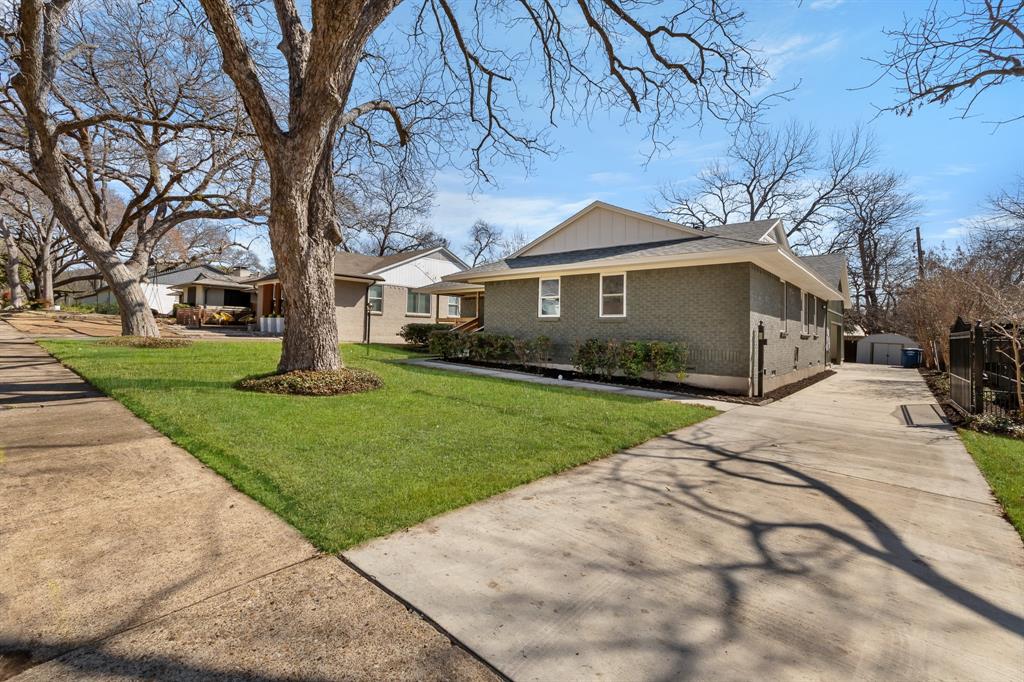 Casa Linda Forest - Residential