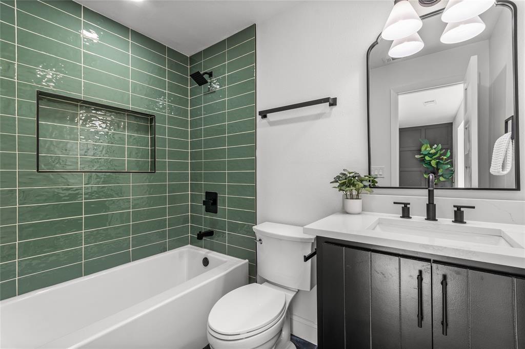 Casa Linda Forest - Residential