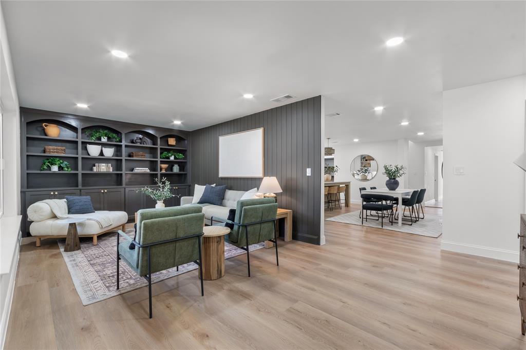 Casa Linda Forest - Residential