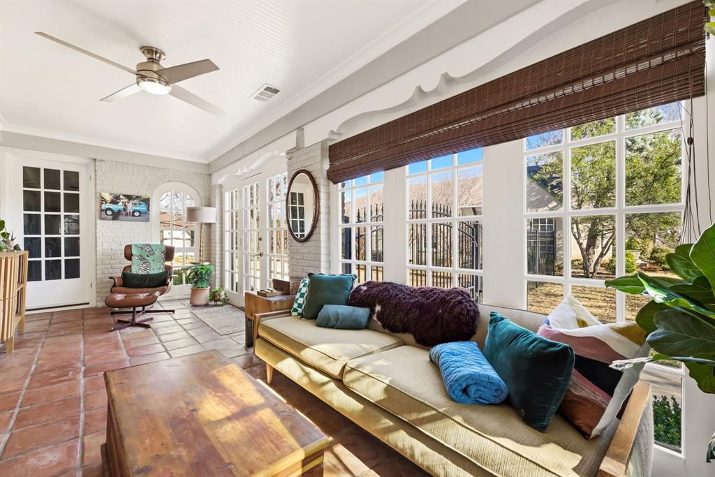 Hollywood - Residential