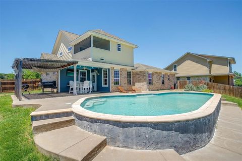 106 Camelot Street Glen Rose TX 76043