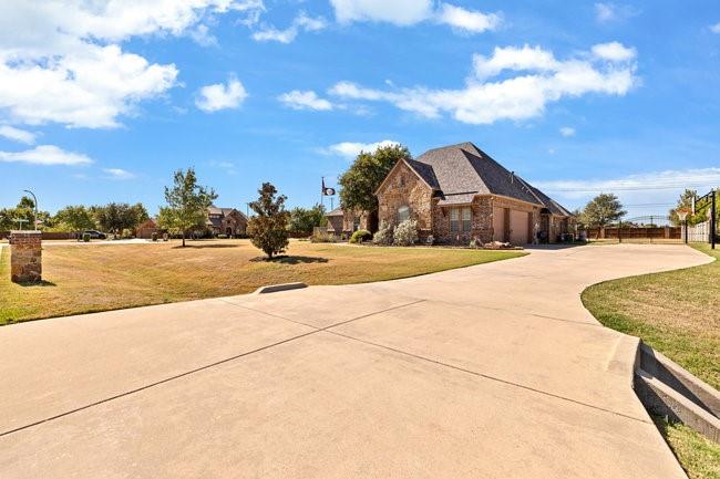 12901 Smokey Ranch Drive