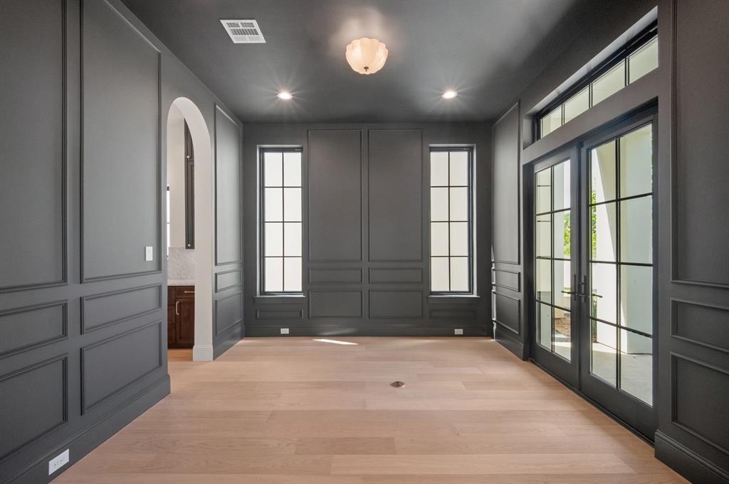 Photo 1 of 31 — 2963 Sunset Boulevard, Flower Mound, TX 75022