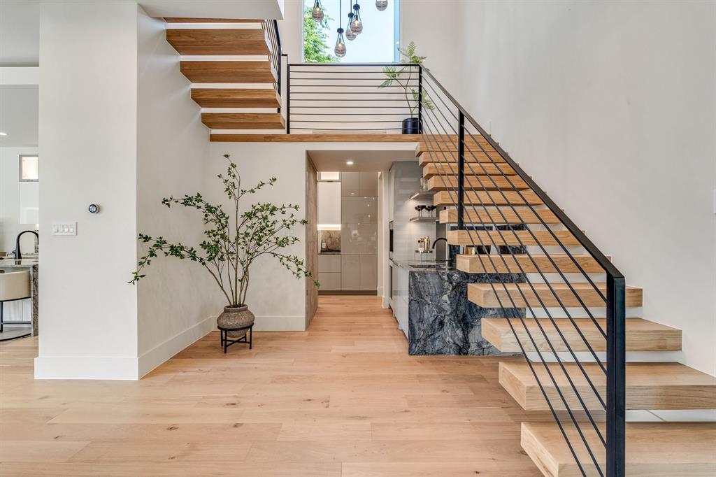 Lovers Lane Heights - Residential