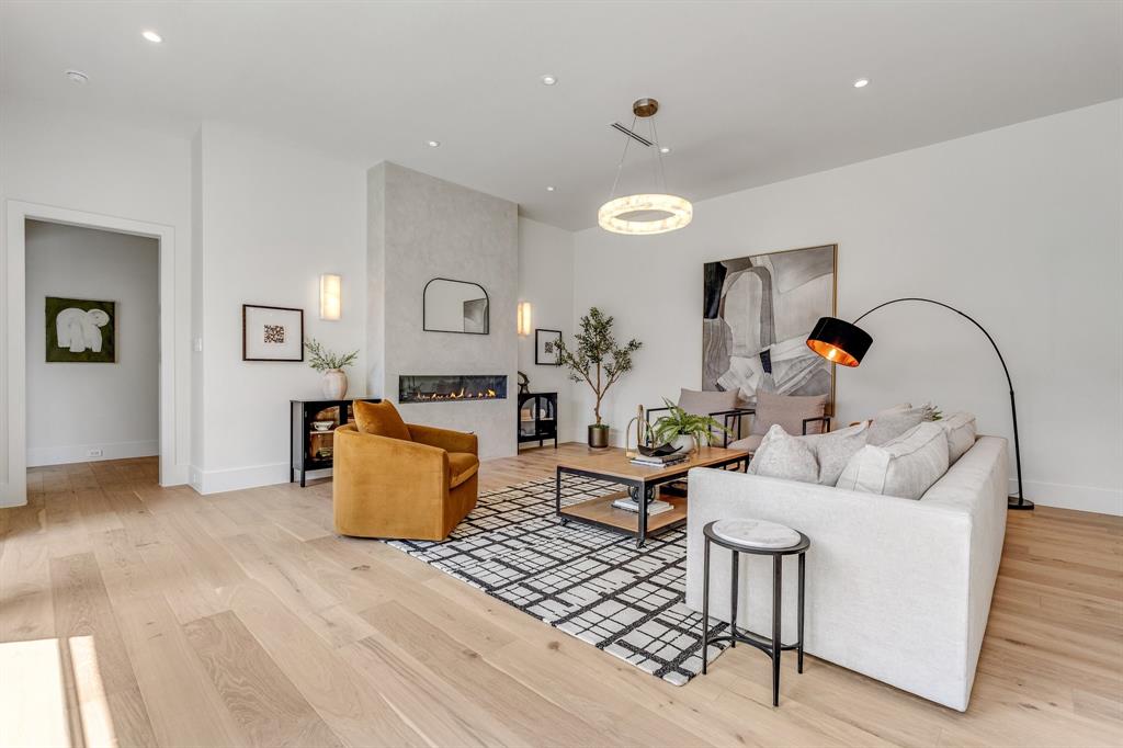 Lovers Lane Heights - Residential