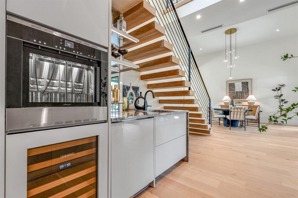 Lovers Lane Heights - Residential