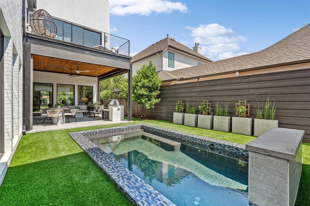 Lovers Lane Heights - Residential