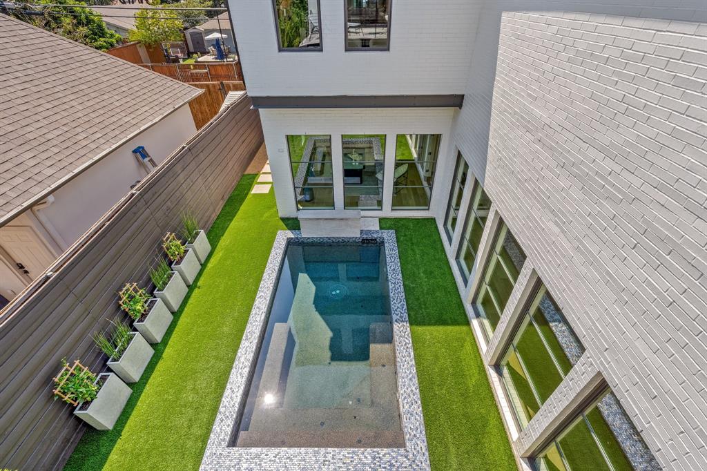 Lovers Lane Heights - Residential