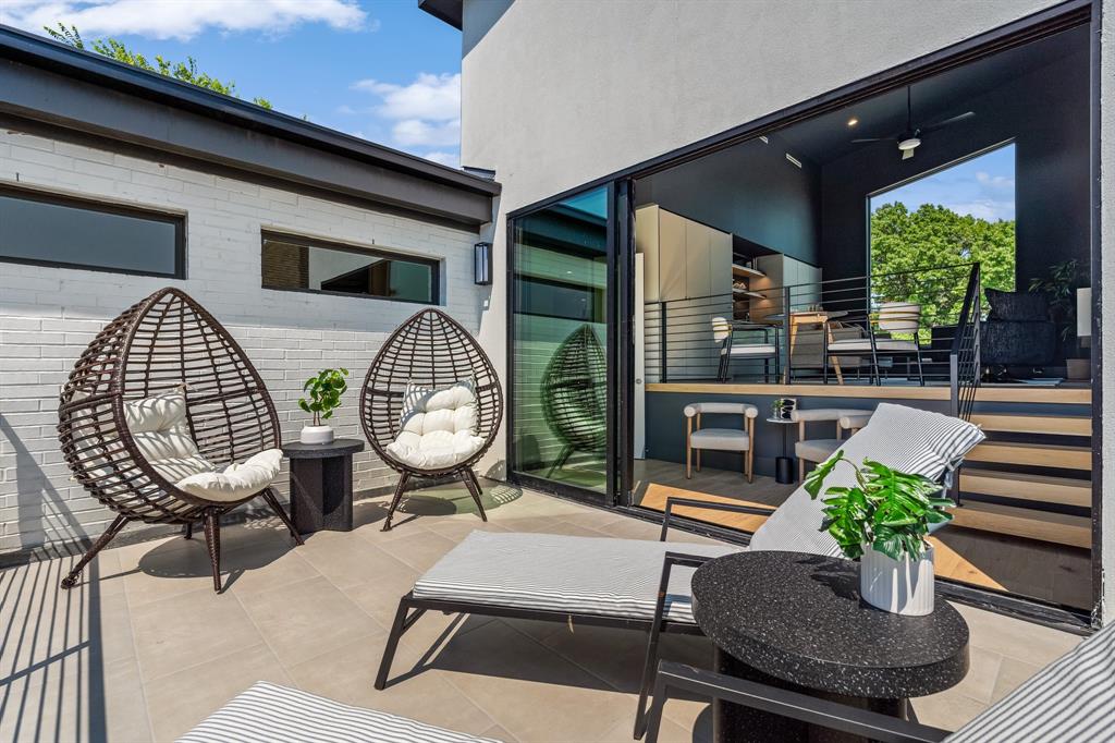 Lovers Lane Heights - Residential