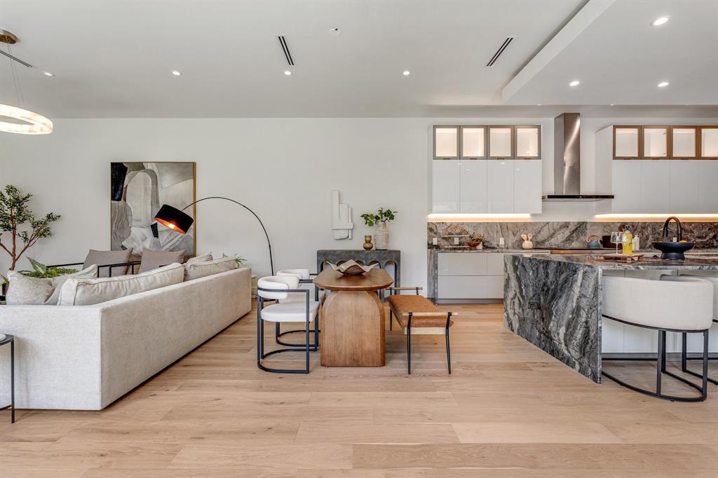 Lovers Lane Heights - Residential