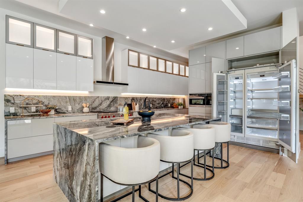 Lovers Lane Heights - Residential