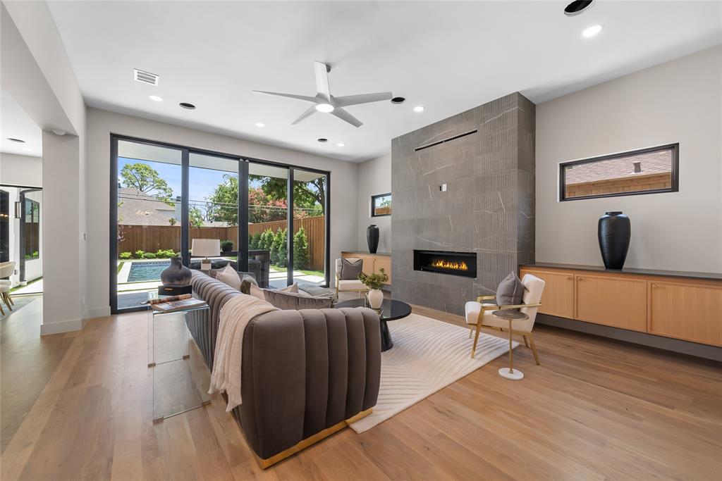 Lovers Lane Heights - Residential