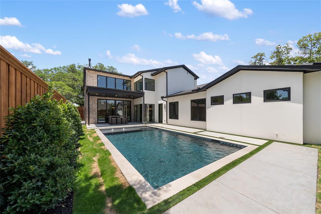 Lovers Lane Heights - Residential