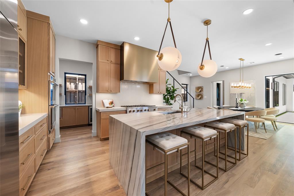 Lovers Lane Heights - Residential