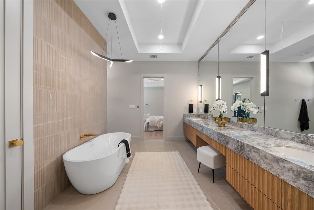 Lovers Lane Heights - Residential