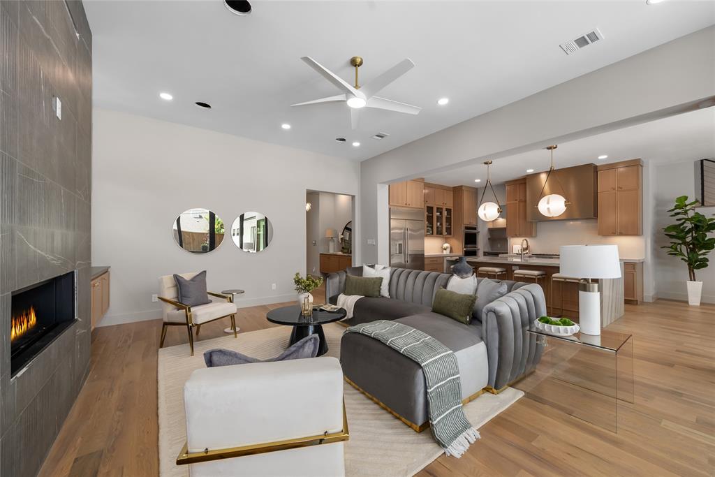 Lovers Lane Heights - Residential