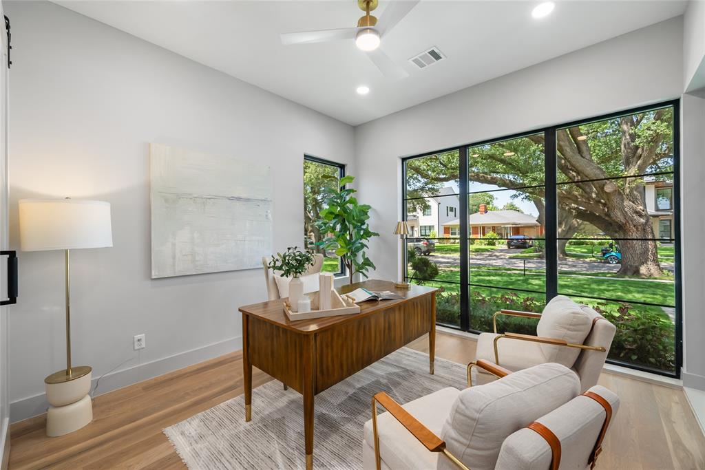 Lovers Lane Heights - Residential