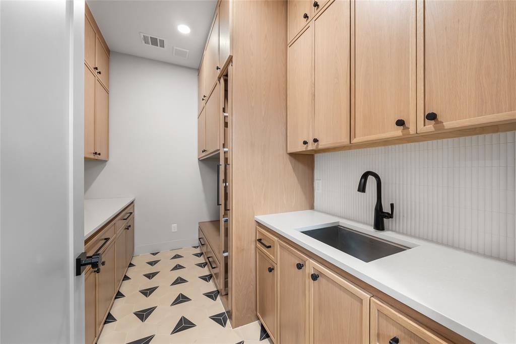 Lovers Lane Heights - Residential