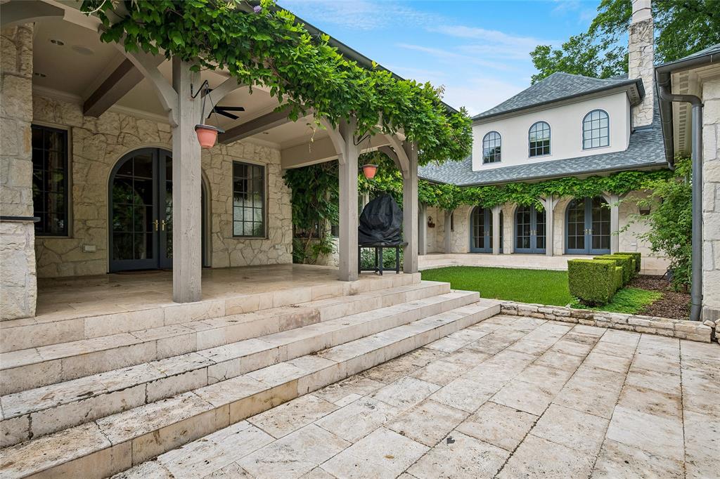 4424 Manning Lane