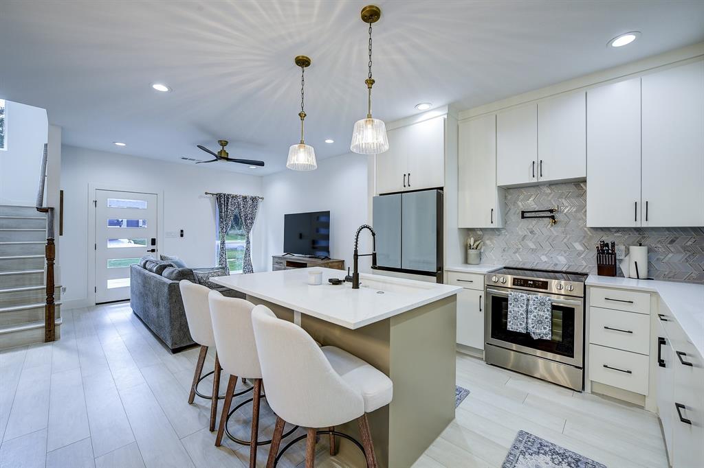 Canyon Creek III - Residential