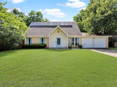 6708 Wagonet Road Forest Hill TX 76140